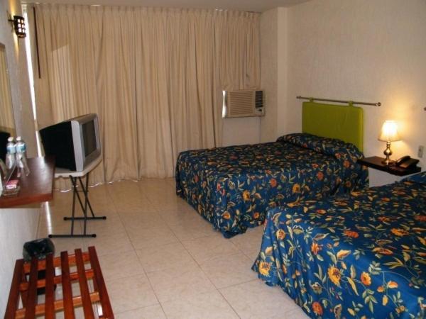 Parque Inn Hotel & Suites โคอาทซาโคลคอส ภายนอก รูปภาพ